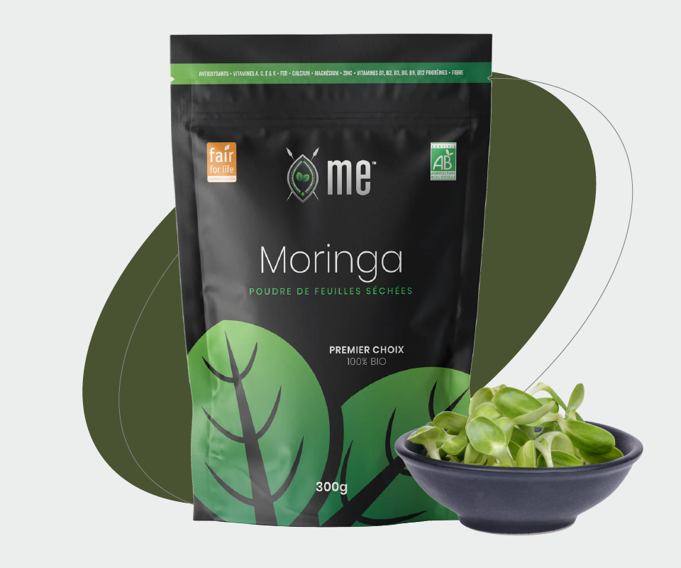 POWDER me® of pure organic moringa