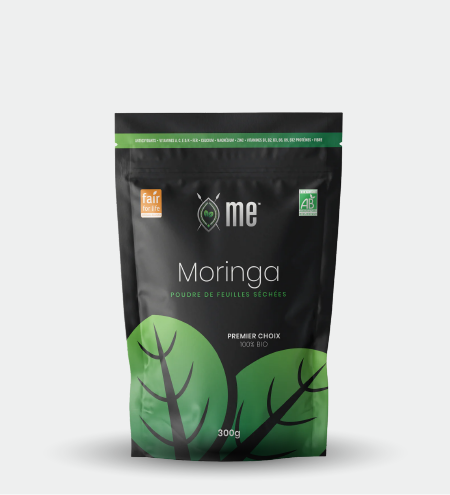 POWDER me® of pure organic moringa